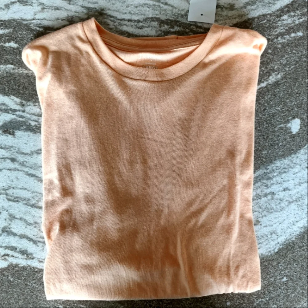 J. Crew Men's Washed Jersey T-shirt New Size XL - Picture 2 of 2